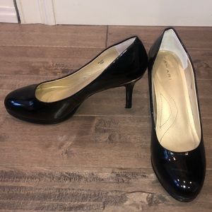 Tahari - Black Patent Leather Heels